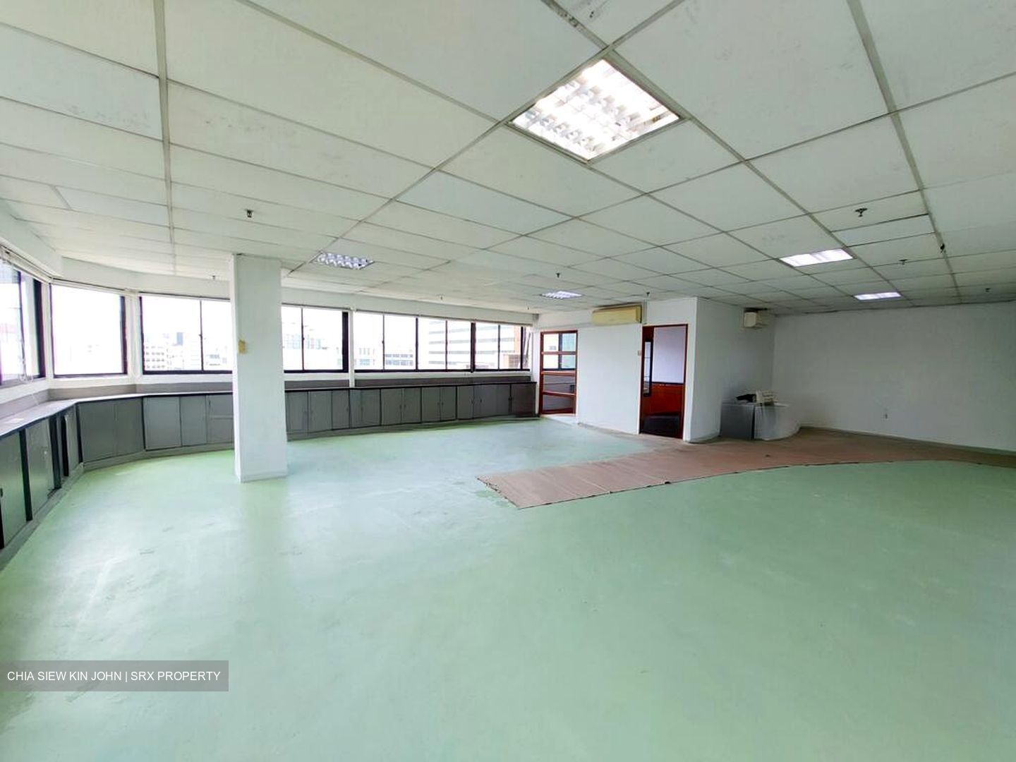 Tong Lee Building Block B (D13), Factory #568701281